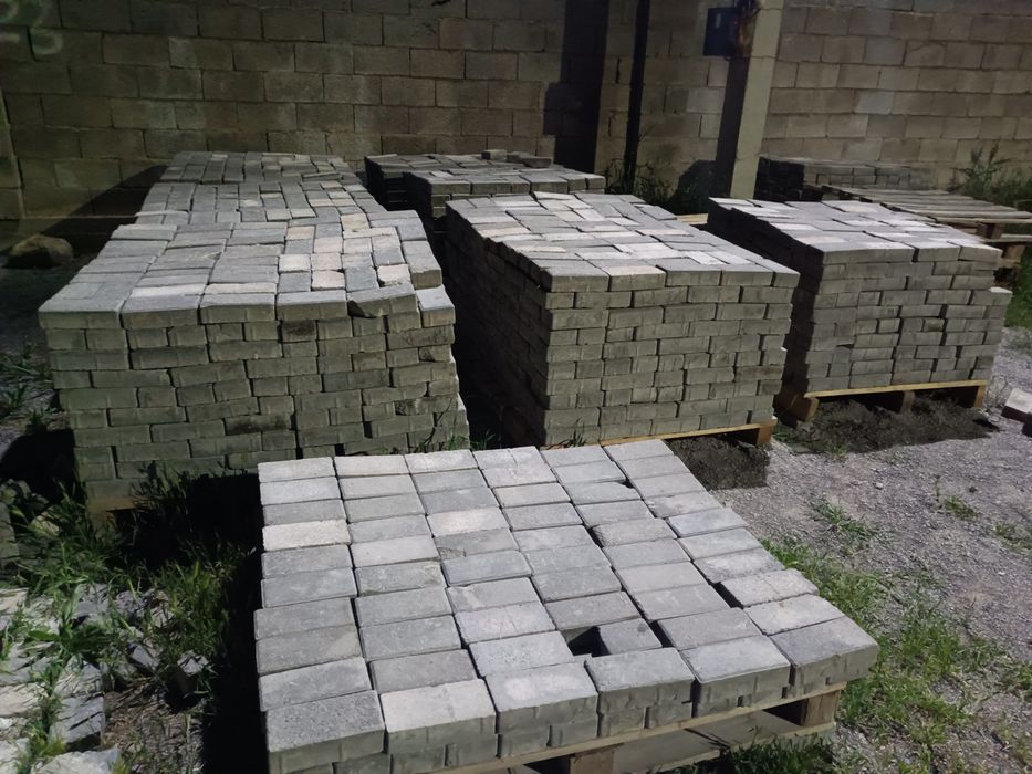Продам б/у брусчатки
