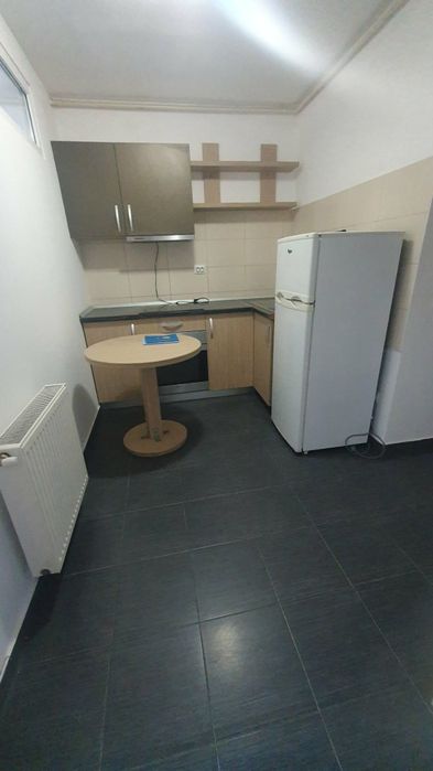 Închiriez ap cu 3 camere/la 5 minute de UMFST