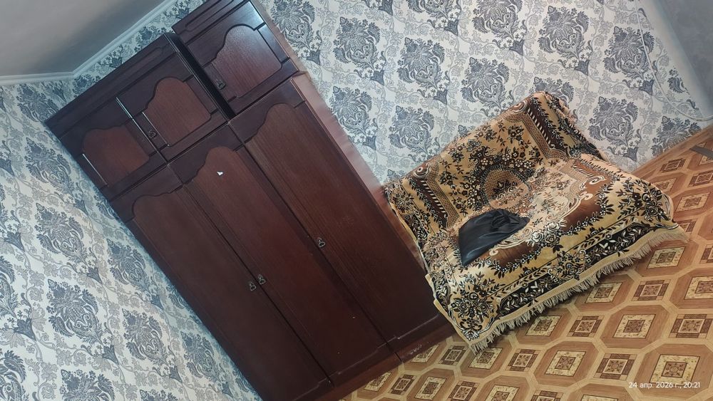 Продам целый шкаф