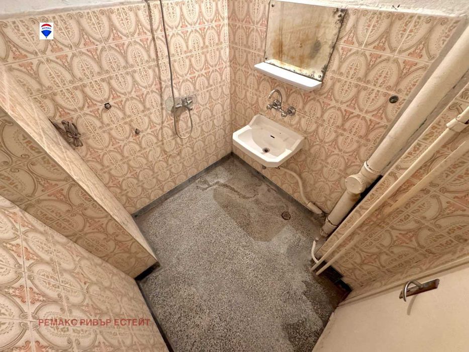 Продава се Тристаен апартамент в Русе, Възраждане - 78 кв.м за 1345 €/кв.м - Снимка #13