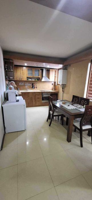 Етаж от къща, гр.Попово