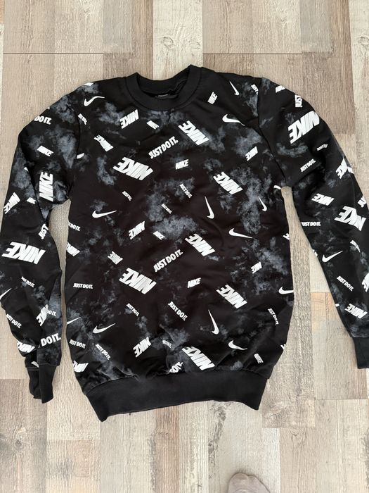 Bluza 50 de lei