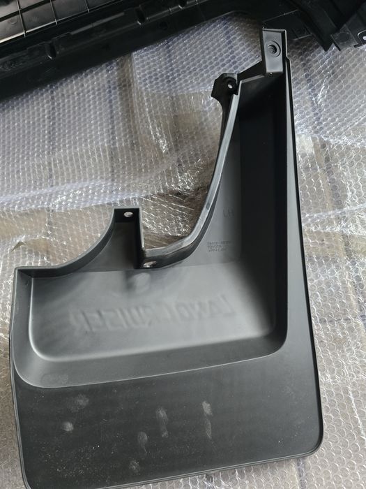 Брызговики toyota lc 71/76/79