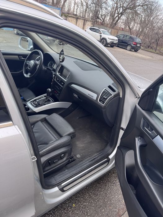 Audi Q5 2.0 TFSI Hybrid Quattro