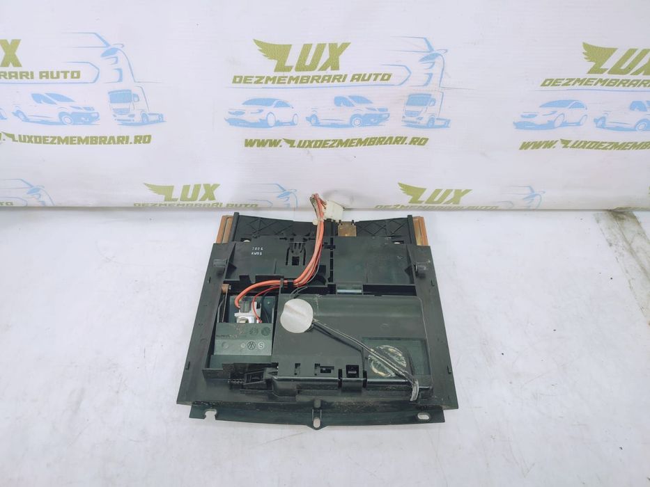 Scrumiera Volkswagen VW Touareg generatia 2 7P  [din 2010 pana  2014]