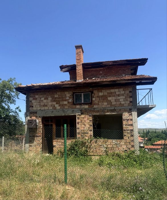Продава се Къща в Пазарджик, Окръжна болница - 100 кв.м за 350 €/кв.м - Снимка #1