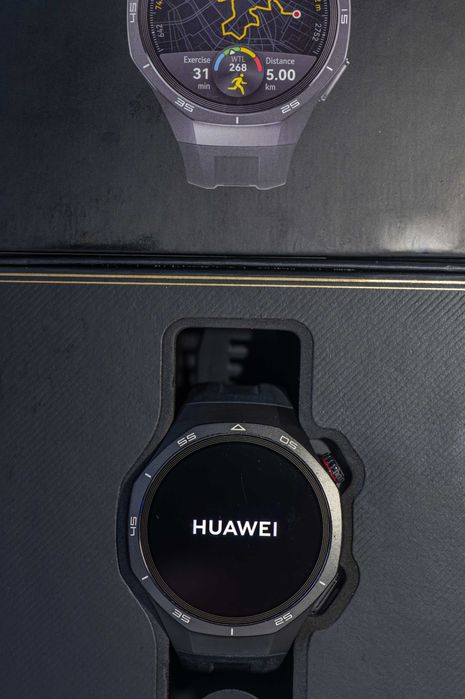 Huawei Nova 12S и Huawei watch GT5 Pro