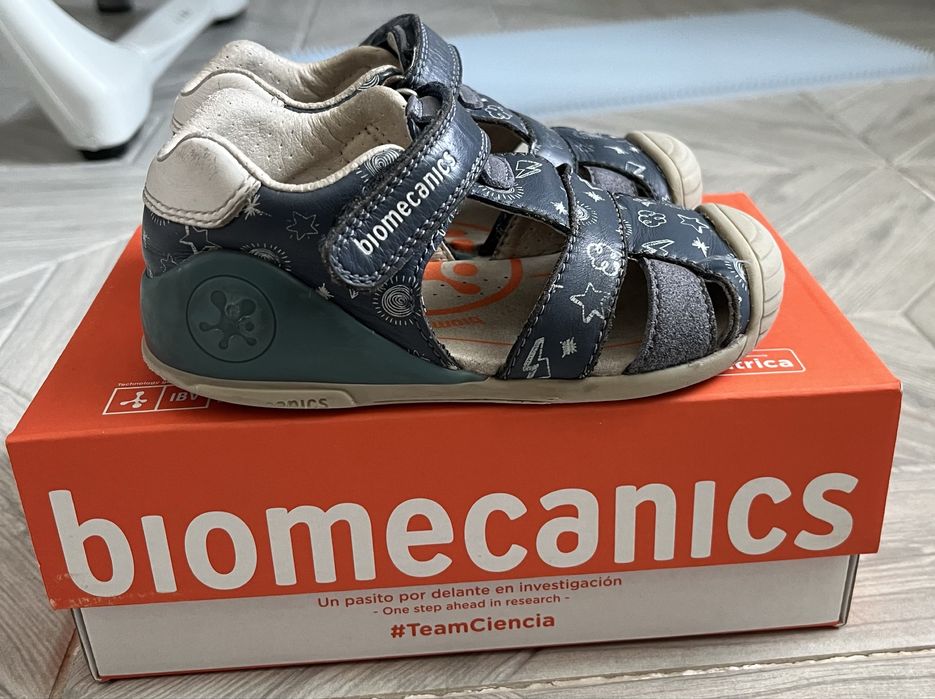 Сандалии Biomecanics