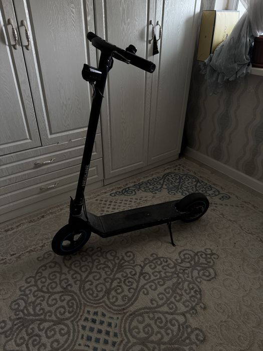 Продам электросамокат Neoline