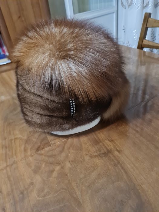 Шапка норковая , женская , новая .