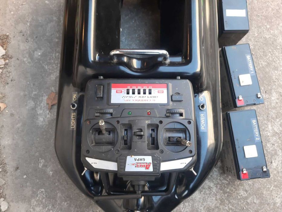 Лодка за захранка!