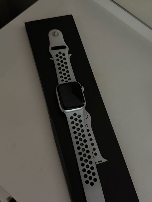 Apple watch 7 series Nike edition 41 mm