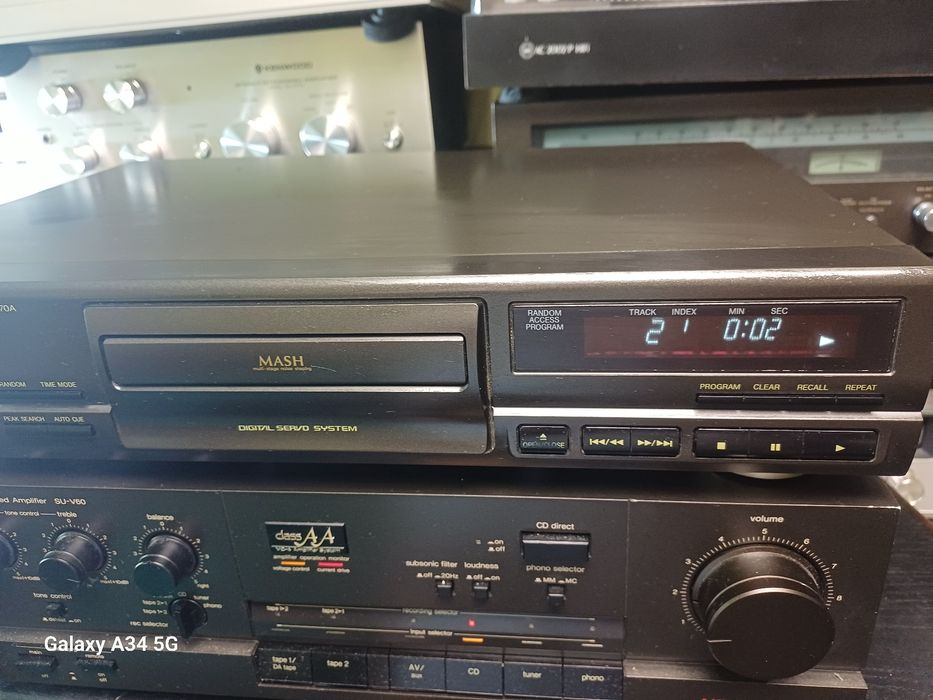 Technics SL PG370A cd player Digital Servo system