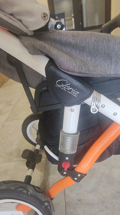 Продаю коляску прогулочную