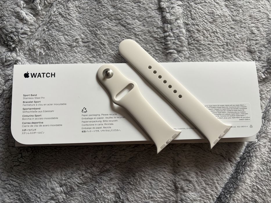 Каишка за часовник Apple - Starlight Sport Band M/L