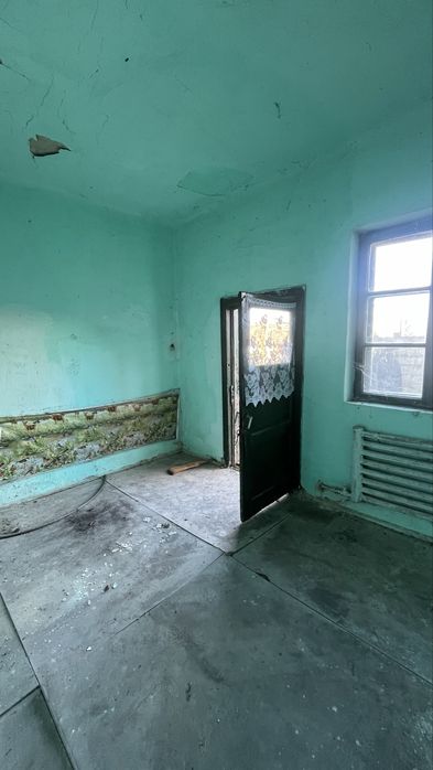 De vanzare apartament + curte in Comuna Baiculesti, Judet Arges