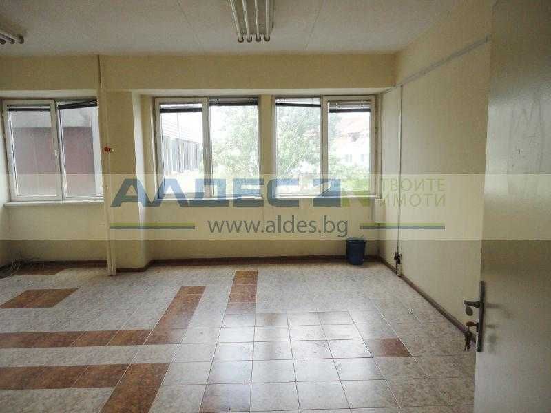 Отдава се офис в кв. Дървеница!