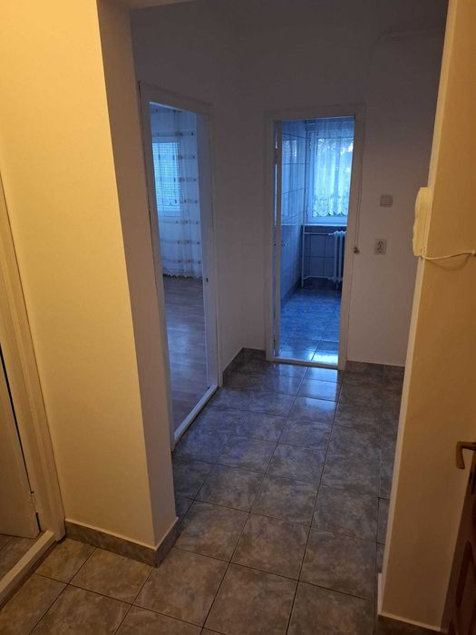 Garsoniera de vanzare strada Lanariei Pitesti Arges