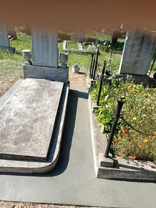 Construim și reparăm monumente funerare