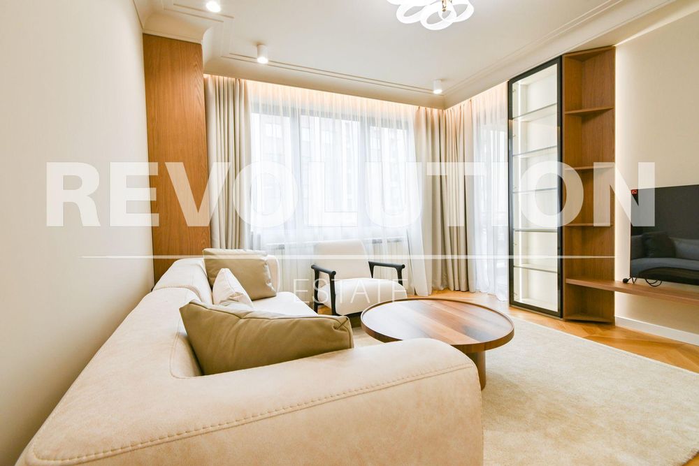 Двустаен апартамент в ж.к. Кръстова Вада