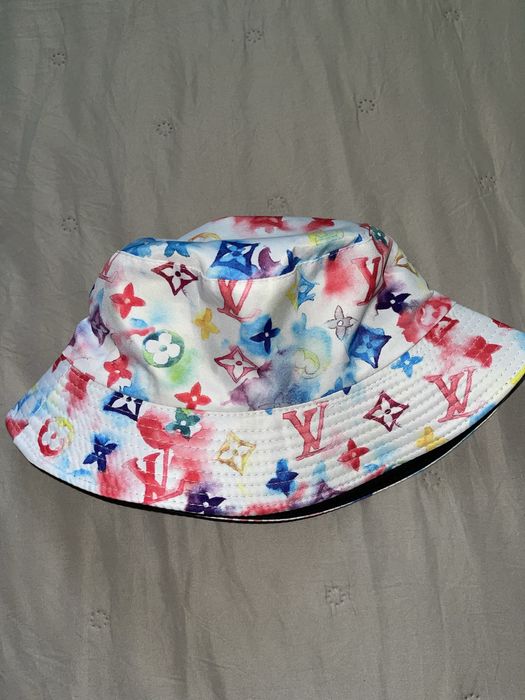 Louis vuitton lv шапка лилава бяла лв шарена капела лятна периферия пл