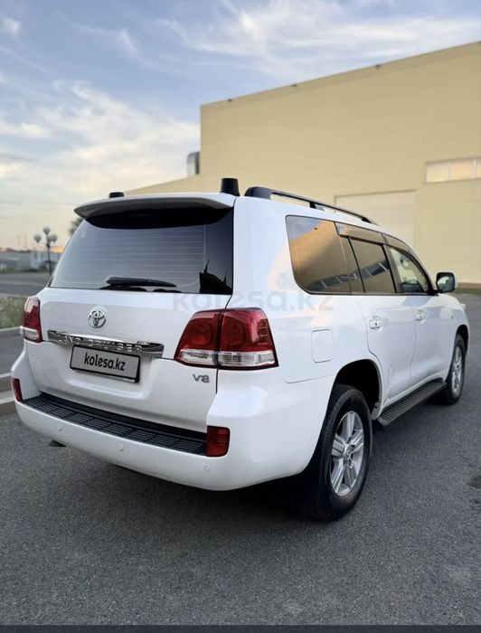 титан покрышксымен сатылады