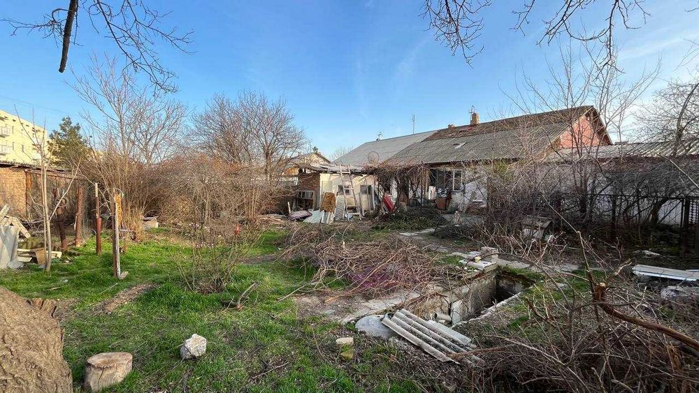 Продается дом с участком 4 сотки Военный городок 4 sotixli uy sotiladi