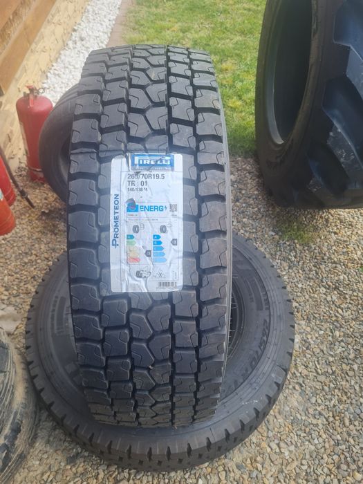 265/70 R19.5  Pirelli TR01