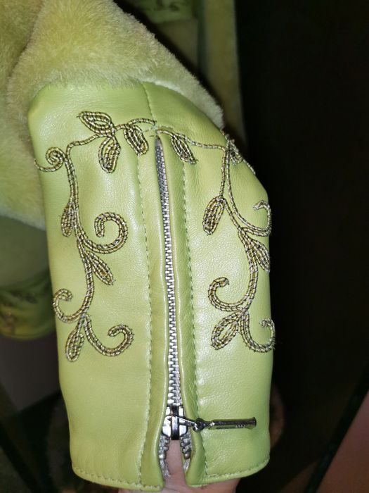 Короткая натуральная  дублёнка