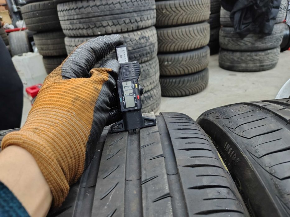 4бр.летни гуми CONTINENTAL 235 40 18 DOT19 цена за брой