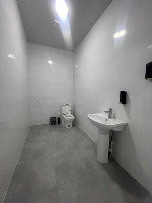 Chilonzor ц kvartlda joy arendaga beriladi.Сдается помещение в аренду.