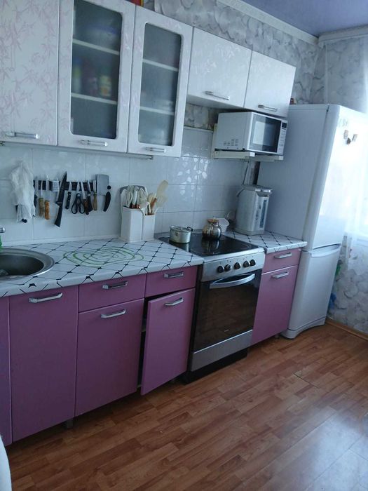 Продам 3-комнатную квартиру на 9 микрорайоне