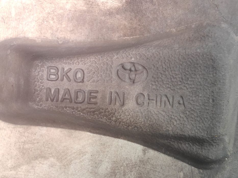 Продам диски оригинал TOYOTA R17