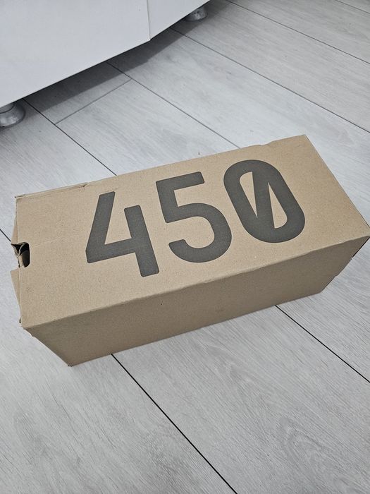 Adidasi yeezy  450 nr. 44  2/3