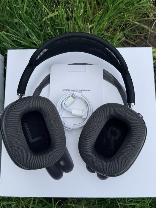 Apple AirPods Max Black / Space Gray - stare foarte buan