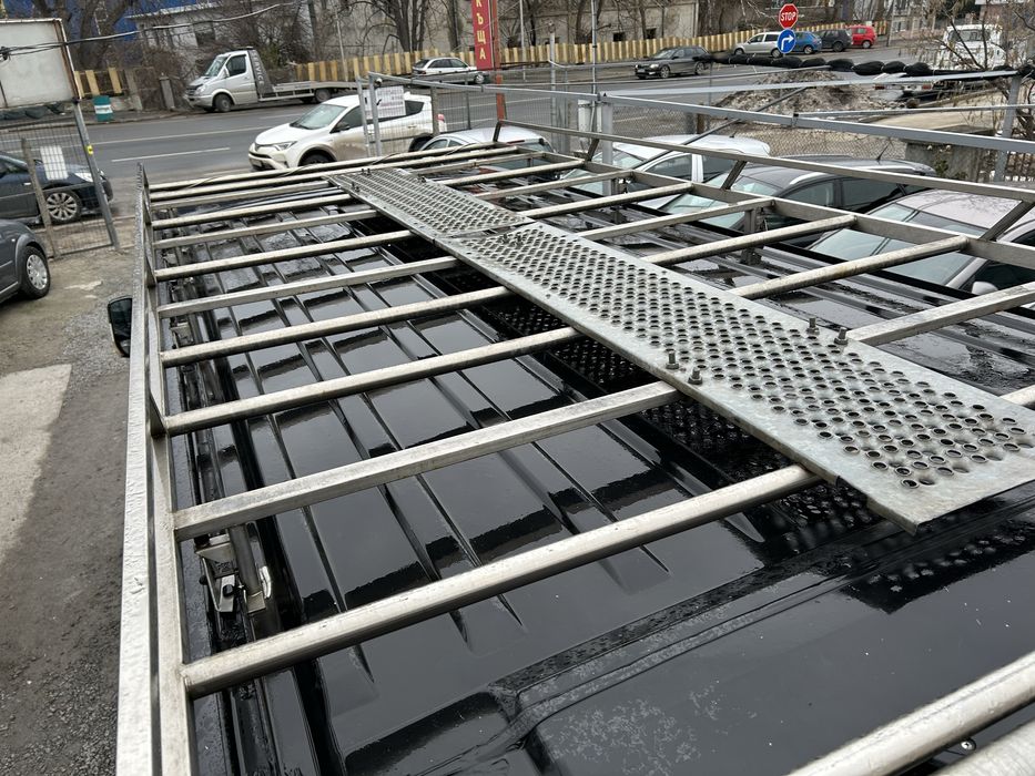 Багажник за бус и стълба