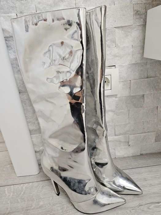 Cizme argintii nr 38