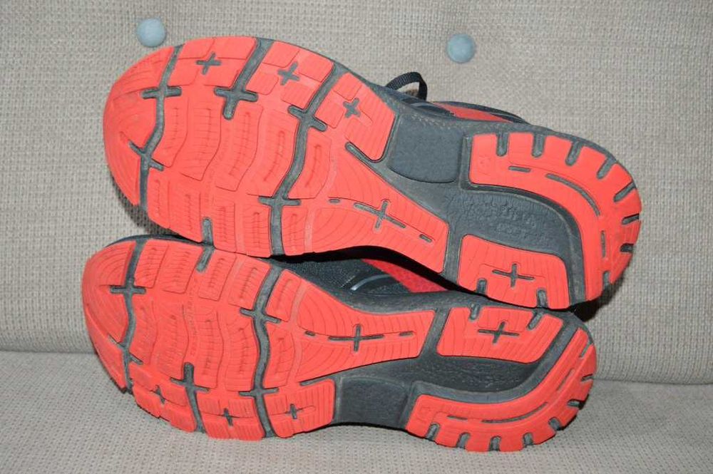 Adidasi alergare BROOKS Ghost 14 marime 45.5 Gore-tex