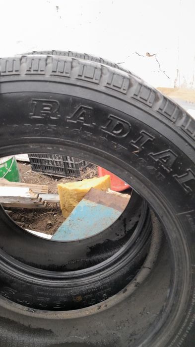 Продам 235/65/R17.