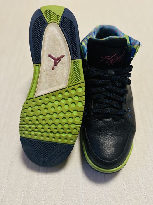 Ghete Jordan barbati 42,5