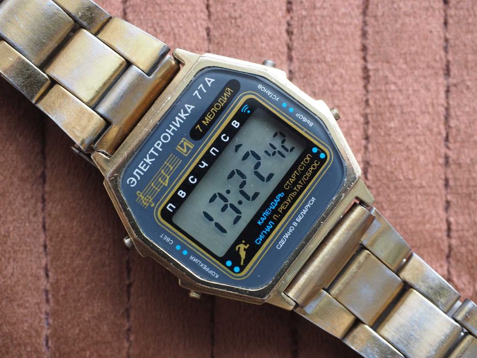 Ceas sovietic Elektronika 77A, 7 melodii, URSS retro