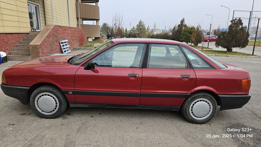 Ауди б3 в родной краске