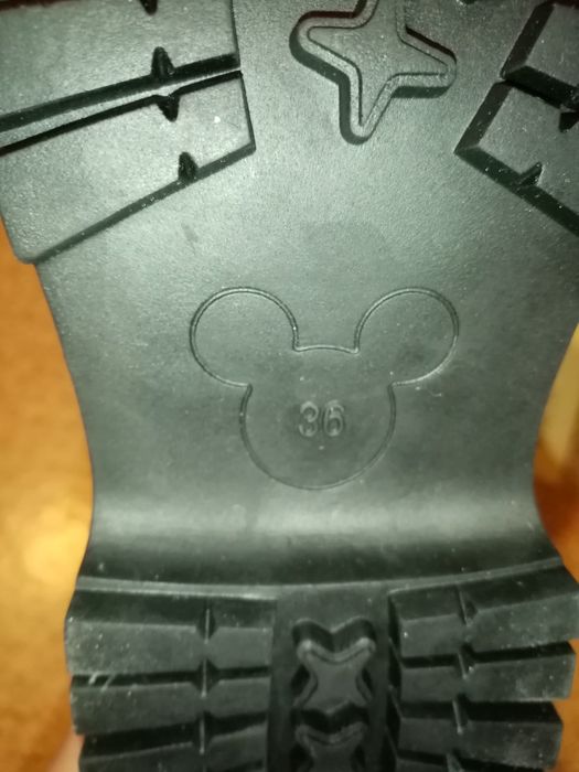 Ботинки зимние женские