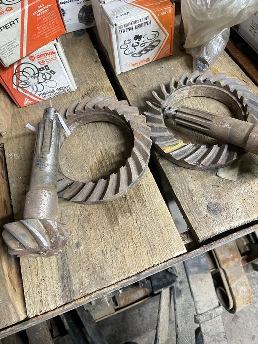 Запчасти на военые мосты УАЗ