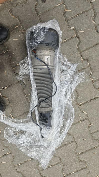 Преден десен Амортисьор AIRMATICза Mercedes s-class w221
