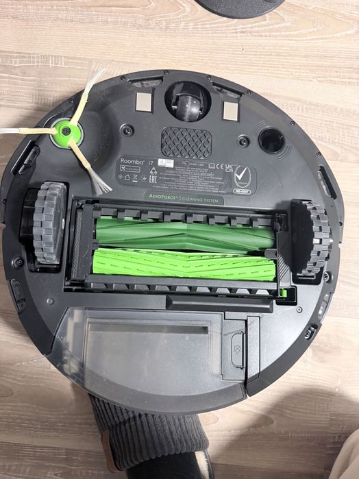 iRobot roomba i7