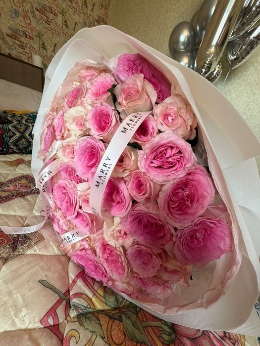 Цветы розы свежие