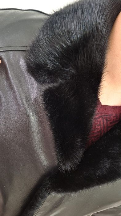 Продам кожанная мужская дубленка