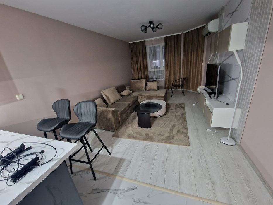 Двустаен от собственик с паркомасто в цената