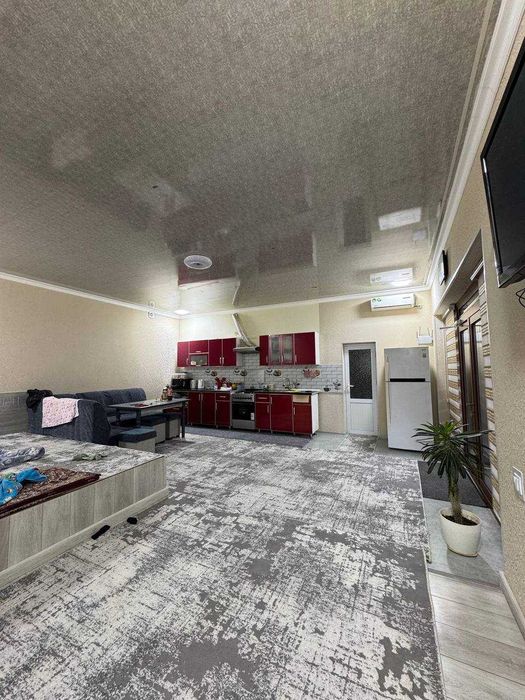 Qibray tumani, Uzumzor. 10 sotihda  katta oilaga 9 honali  uy sotaman.